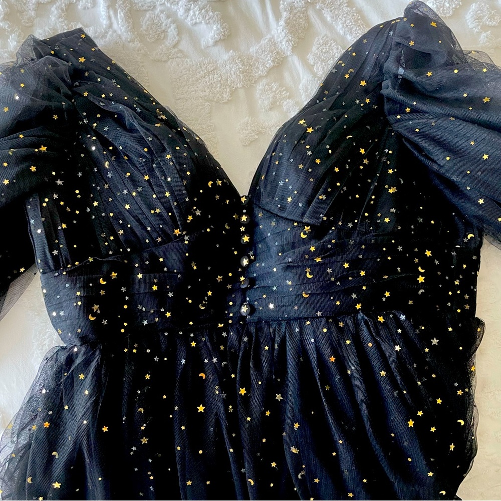 Women’s sparkly star tulle puffy sleeve formal evening dress